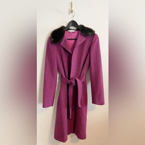 Trina Turk coat with fur trim collar in fuchsia purple 6 - Picture 2 of 9